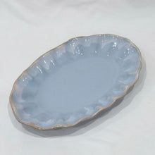 Load image into Gallery viewer, Fluttered Oval Platter