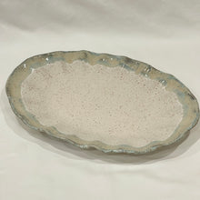 Load image into Gallery viewer, Fluttered Oval Platter