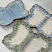 Load image into Gallery viewer, Butterfly Divided Bowl
