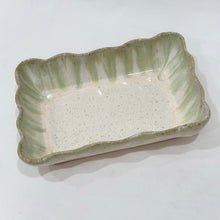 Load image into Gallery viewer, Waved Rectangle Baker