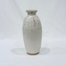 Load image into Gallery viewer, Orchid Vase