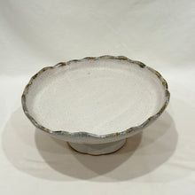 Load image into Gallery viewer, Flirty Edge Cake Stand