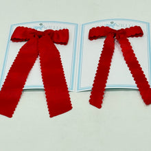 Load image into Gallery viewer, Scalloped Long Tail Bow