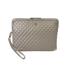 Load image into Gallery viewer, Getaway Litt Large Makeup Case