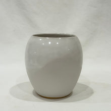 Load image into Gallery viewer, Tulip Vase