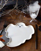 Load image into Gallery viewer, Bamboo Ghost Plate Set
