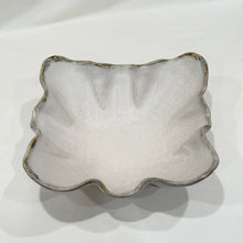 Load image into Gallery viewer, Square Point Bowl