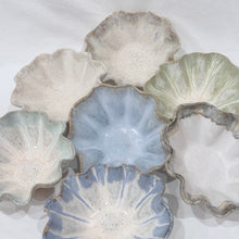 Load image into Gallery viewer, Poppy Bowl