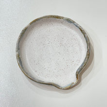 Load image into Gallery viewer, Round Spoon Rest