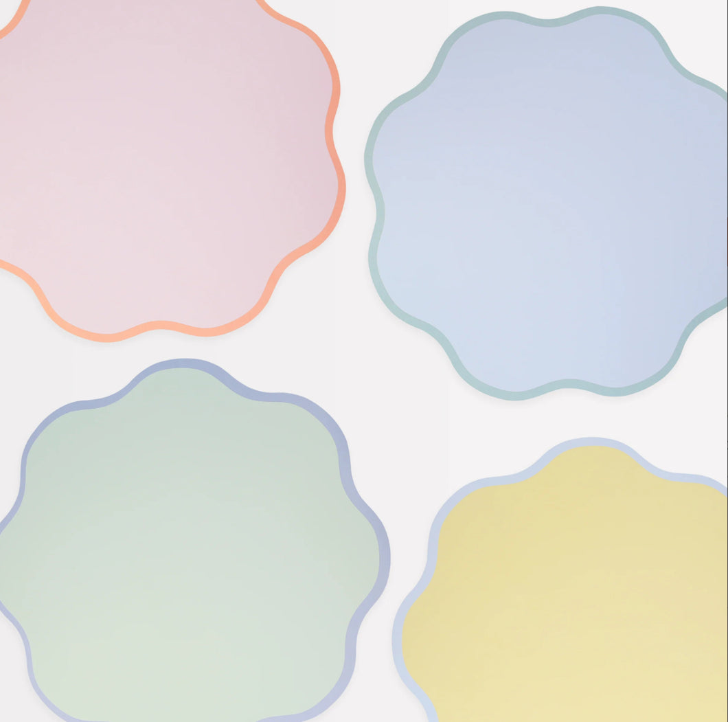 Wavy Round Paper Placemats