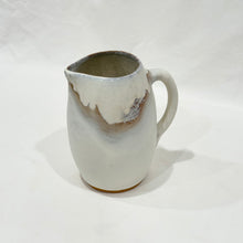 Load image into Gallery viewer, Pitcher