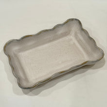 Load image into Gallery viewer, Waved Rectangle Baker