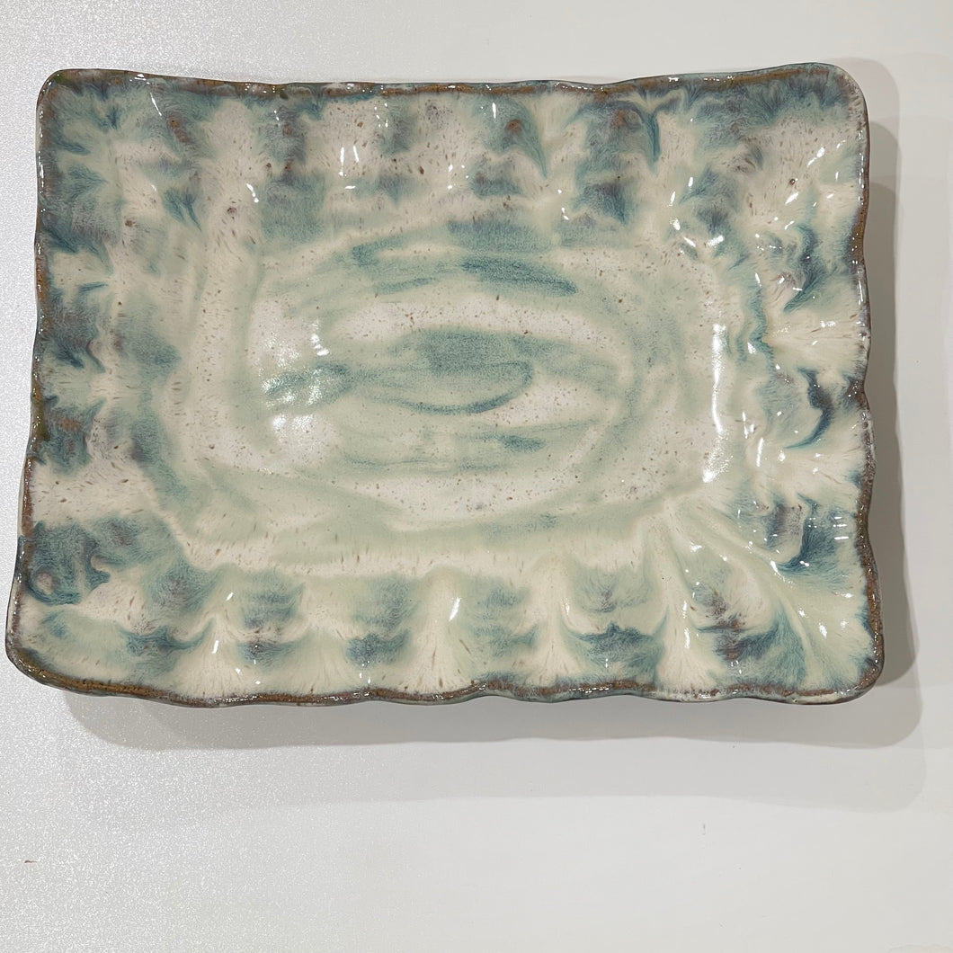 Fluttered Rectangle Tray