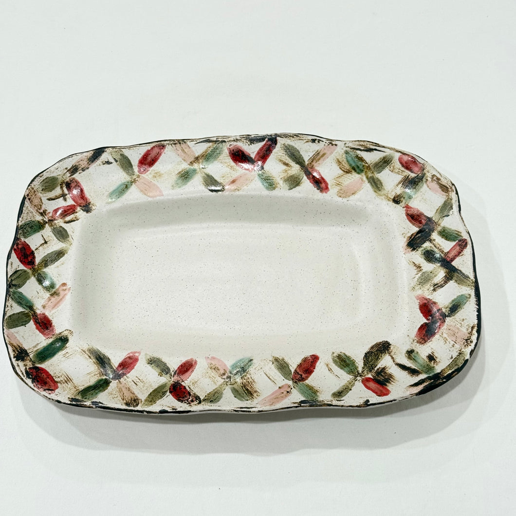 Criss Cross Garland Rectangle Dish