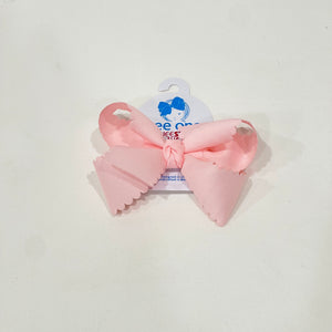 Medium Scallop Bow