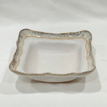 Load image into Gallery viewer, Medium Square Bowl