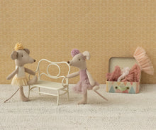 Load image into Gallery viewer, Ballerina Mouse Little Sister - Heather