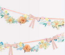 Load image into Gallery viewer, Floral paper products