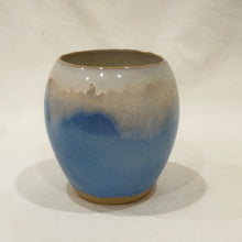 Load image into Gallery viewer, Tulip Vase