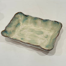 Load image into Gallery viewer, Waved Rectangle Baker