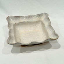 Load image into Gallery viewer, Medium Square Bowl
