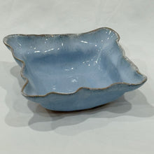 Load image into Gallery viewer, Medium Square Bowl