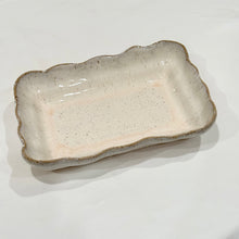 Load image into Gallery viewer, Waved Rectangle Baker
