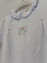Load image into Gallery viewer, Prim Rose Sack w/ Hand Embroidery