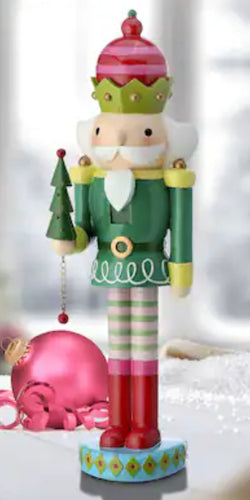 Nutcracker with Tree 16.5’’