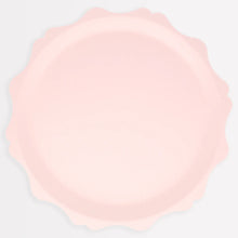 Load image into Gallery viewer, Pink decorative edge plate