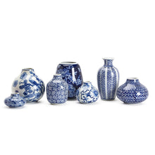 Load image into Gallery viewer, Blue and White Vase