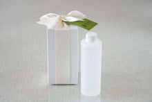 Load image into Gallery viewer, B’s Knees Gardenia