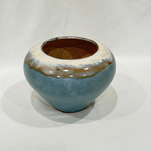 Load image into Gallery viewer, Floral Vase