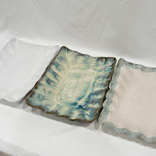 Fluttered Rectangle Tray