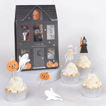 Load image into Gallery viewer, It's Halloween! Cupcake Kit