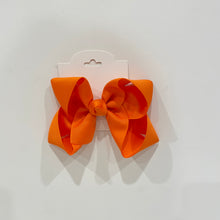 Load image into Gallery viewer, Classic Hair Bow