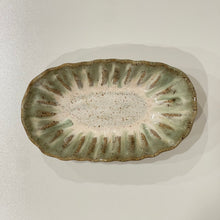 Load image into Gallery viewer, Crimped Side Dish